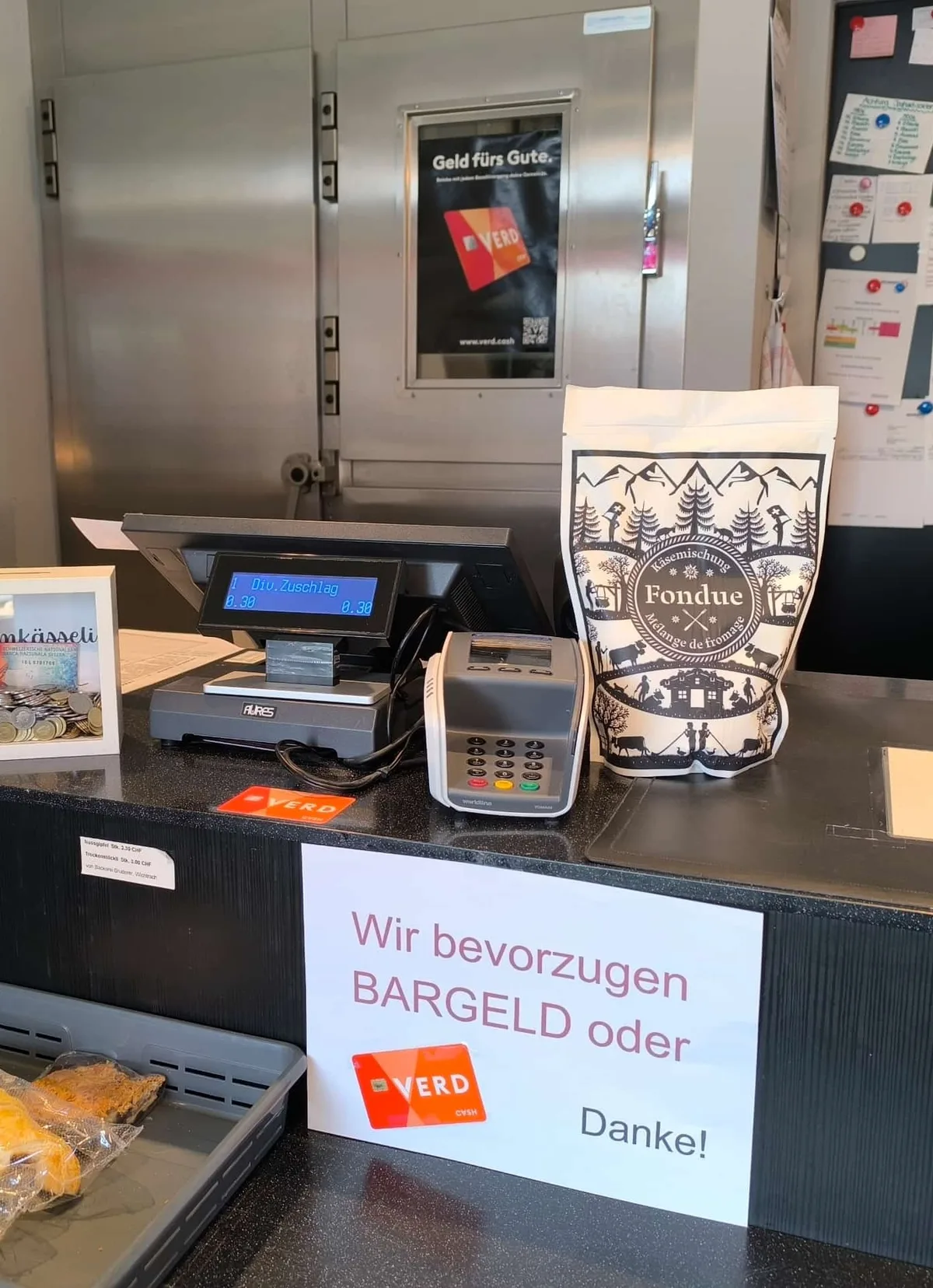Aufnahme eines Ladens, der Verd akzeptiert.